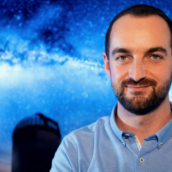 Dr Przemysław Mróz